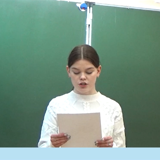 Милена Данилова прочитала «Забытье» Николая Огарева в финале отборочной игры «Страницы’23» в городе Мирный